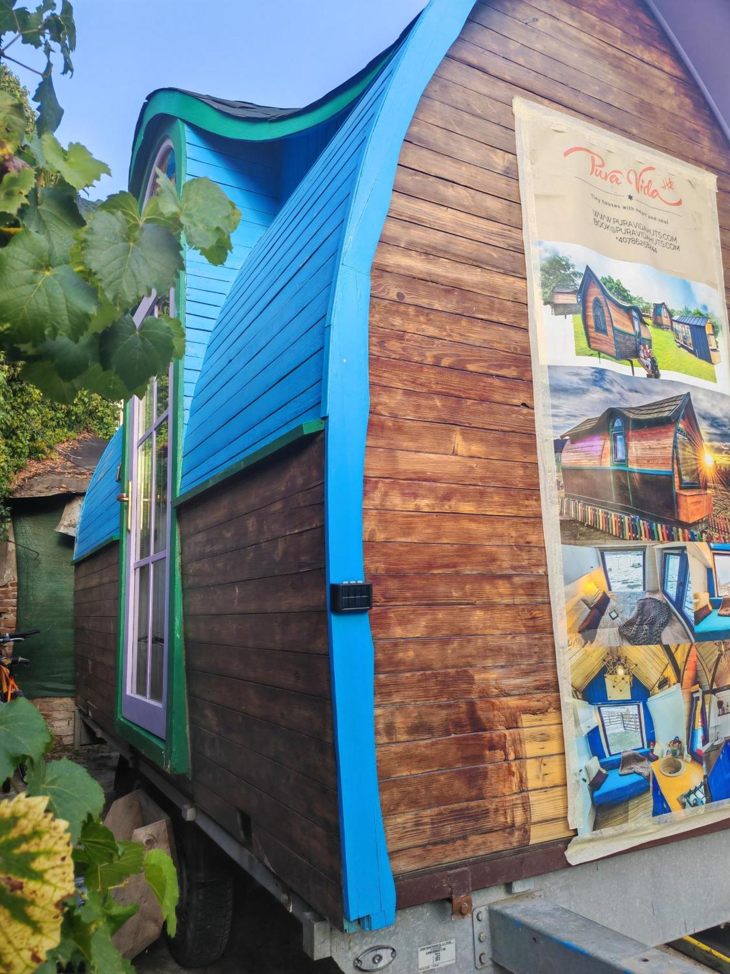 Downtown Tiny Houses Near Cismigiu Gardens Bucharest Exterior photo